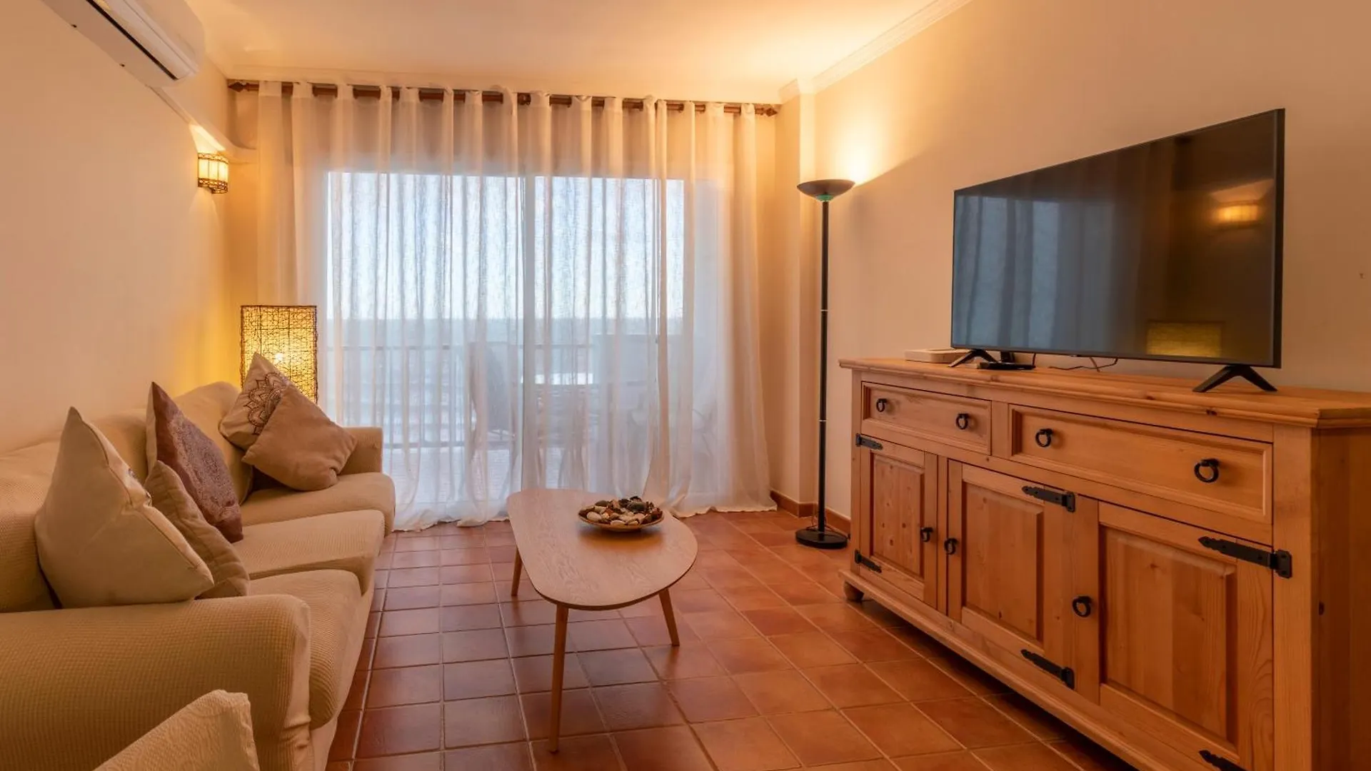 Appartamento Rentitspain Apartamento Arce 13 Balcon Con Vista Al Mar Nerja