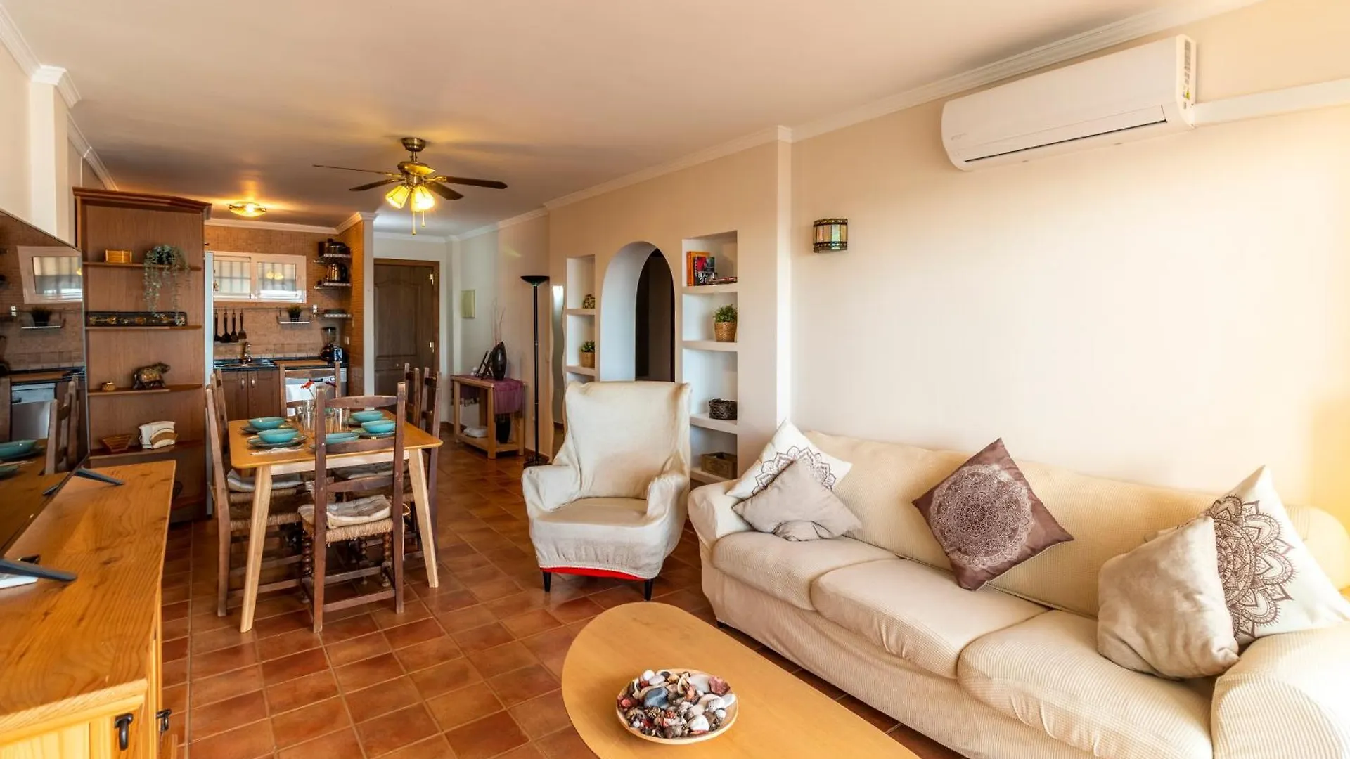 Appartamento Rentitspain Apartamento Arce 13 Balcon Con Vista Al Mar Nerja